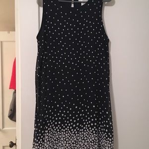 Sleeveless dress